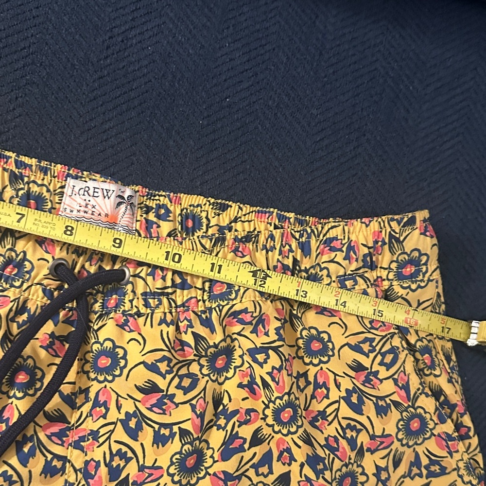J. Crew Men's Floral Swim Trunks - Yellow and Blue | Medium - Picture 3 of 7